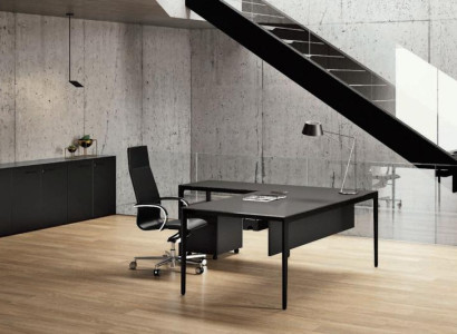 Design Table Desk Italian Furniture Furnishings Computerfurniture Frezza